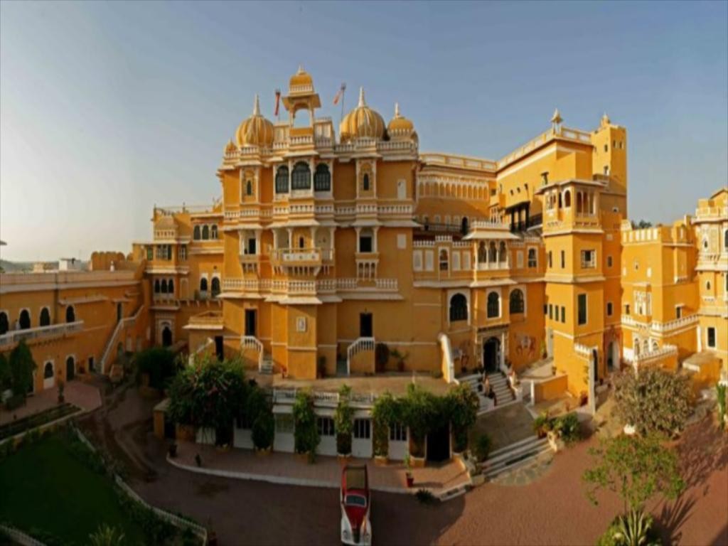 Deogarh Mahal